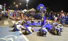 Foto de la galería: Tercera noche de calle: mucho de lo que prometió y ya cumplió la Estudiantina posadeña