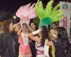 Foto de la galería: Tercera noche de calle: mucho de lo que prometió y ya cumplió la Estudiantina posadeña