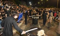 Foto de la galería: Tercera noche de calle: mucho de lo que prometió y ya cumplió la Estudiantina posadeña