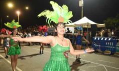 Foto de la galería: Tercera noche de calle: mucho de lo que prometió y ya cumplió la Estudiantina posadeña