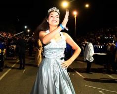 Foto de la galería: Tercera noche de calle: mucho de lo que prometió y ya cumplió la Estudiantina posadeña