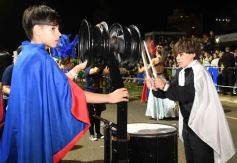 Foto de la galería: Tercera noche de calle: mucho de lo que prometió y ya cumplió la Estudiantina posadeña