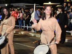 Foto de la galería: Tercera noche de calle: mucho de lo que prometió y ya cumplió la Estudiantina posadeña