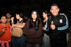 Foto de la galería: Tercera noche de calle: mucho de lo que prometió y ya cumplió la Estudiantina posadeña