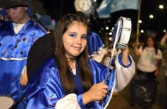 Foto de la galería: Tercera noche de calle: mucho de lo que prometió y ya cumplió la Estudiantina posadeña