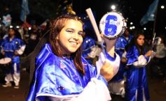 Foto de la galería: Tercera noche de calle: mucho de lo que prometió y ya cumplió la Estudiantina posadeña