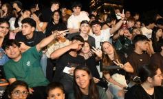 Foto de la galería: Tercera noche de calle: mucho de lo que prometió y ya cumplió la Estudiantina posadeña