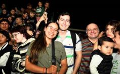 Foto de la galería: Tercera noche de calle: mucho de lo que prometió y ya cumplió la Estudiantina posadeña