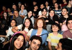 Foto de la galería: Tercera noche de calle: mucho de lo que prometió y ya cumplió la Estudiantina posadeña