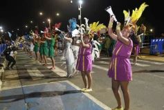 Foto de la galería: Tercera noche de calle: mucho de lo que prometió y ya cumplió la Estudiantina posadeña