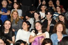 Foto de la galería: Tercera noche de calle: mucho de lo que prometió y ya cumplió la Estudiantina posadeña