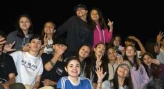 Foto de la galería: Tercera noche de calle: mucho de lo que prometió y ya cumplió la Estudiantina posadeña