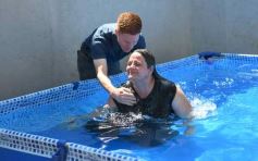 Foto de la galería: Especial domingo de bautismo y culto en la Iglesia Bautista Victoria de Posadas