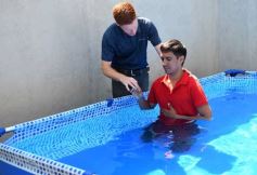 Foto de la galería: Especial domingo de bautismo y culto en la Iglesia Bautista Victoria de Posadas