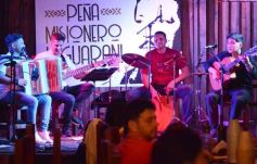 Foto de la galería: Con el chamamé de nuestra tierra, Che Roga trajo la peña en Misionero y Guaraní