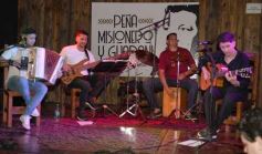 Foto de la galería: Con el chamamé de nuestra tierra, Che Roga trajo la peña en Misionero y Guaraní