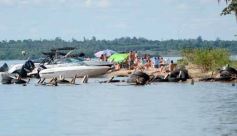 Foto de la galería: Tarde de sábado en el Pirá Pyta: entre el Paraná y la Isla del Medio, anticipo de verano a pleno