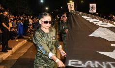 Foto de la galería: Estudiantina 2024: cuarta y última noche de calle, más del éxito que fue esta fiesta en la ciudad