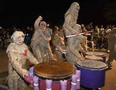Foto de la galería: Estudiantina 2024: cuarta y última noche de calle, más del éxito que fue esta fiesta en la ciudad