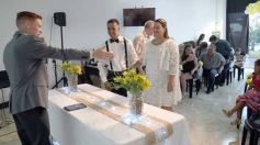 Foto de la galería: Elias Suárez y Hana Zuetta dieron el si: felicidad y encuentro abrieron en la Iglesia Bautista Victoria