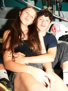 Foto de la galería: Show de Scolas: la fiesta de los estudiantes bajó el telón pero la alegria sigue en las fotos