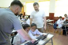 Foto de la galería: Visita a Concepción de la Sierra: la Escuela 623 ya brinda la red Starlink a sus estudiantes
