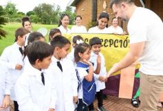 Foto de la galería: Visita a Concepción de la Sierra: la Escuela 623 ya brinda la red Starlink a sus estudiantes