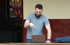 Foto de la galería: Visita a Concepción de la Sierra: la Escuela 623 ya brinda la red Starlink a sus estudiantes