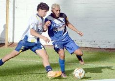 Foto de la galería: Mitre-La Cantera: el Auriazul sigue primero en su zona y ya clasificó