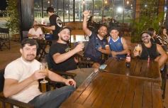 Foto de la galería: Noche de Bares y Restaurantes: Posadas celebró la tradición con serenatas, baile y mucho encuentro