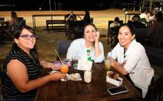 Foto de la galería: Noche de Bares y Restaurantes: Posadas celebró la tradición con serenatas, baile y mucho encuentro