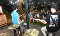 Foto de la galería: Noche de Bares y Restaurantes: Posadas celebró la tradición con serenatas, baile y mucho encuentro