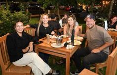 Foto de la galería: Noche de Bares y Restaurantes: Posadas celebró la tradición con serenatas, baile y mucho encuentro