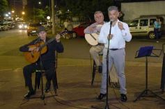Foto de la galería: Noche de Bares y Restaurantes: Posadas celebró la tradición con serenatas, baile y mucho encuentro