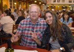 Foto de la galería: Noche de Bares y Restaurantes: Posadas celebró la tradición con serenatas, baile y mucho encuentro