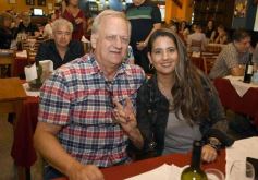 Foto de la galería: Noche de Bares y Restaurantes: Posadas celebró la tradición con serenatas, baile y mucho encuentro