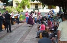 Foto de la galería: Noche de Bares y Restaurantes: Posadas celebró la tradición con serenatas, baile y mucho encuentro
