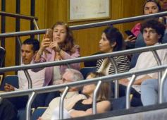 Foto de la galería: La Legislatura Provincial cumplió la última sesión del año y definió el lema para el 2025