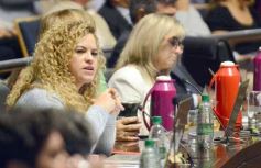 Foto de la galería: La Legislatura Provincial cumplió la última sesión del año y definió el lema para el 2025