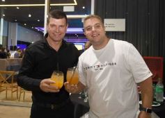 Foto de la galería: Lowe inauguró en Posadas la concesionaria Volkswagen más grande del pais