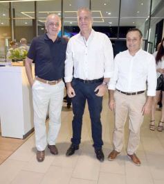 Foto de la galería: Lowe inauguró en Posadas la concesionaria Volkswagen más grande del pais