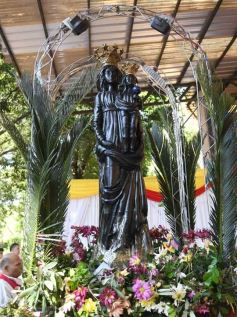 Foto de la galería: Con fe, agradecimiento y gran alegria fieles de toda la provincia vivieron una nueva Peregrinación a Loreto