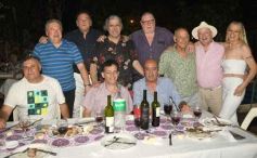 Foto de la galería: Cumple del querido Arnaldo Anibal Santacruz: muchos afectos, asado y música en vivo en el resumen de celebración