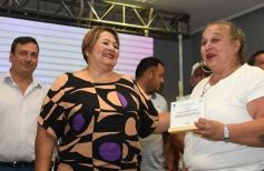 Foto de la galería: El Concejo Deliberante de Posadas reconoció a los Buenos Vecinos de este 2024