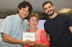 Sixto Fotografías. Sociedad. HCD Posadas - El Concejo Deliberante de Posadas reconoció a los Buenos Vecinos de este 2024