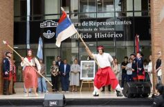 Foto de la galería: Homenaje a Andresito: encuentro cultural en la explanada de la Cámara de Diputados