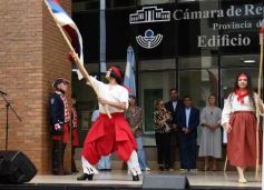 Foto de la galería: Homenaje a Andresito: encuentro cultural en la explanada de la Cámara de Diputados