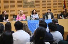 Foto de la galería: Presentaron el libro IA y Derechos Humanos con un debate sobre desafios éticos y legales en la Legislatura