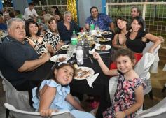 Foto de la galería: Cena show y agasajo: la familia del Pirá Pytá celebró sus 88 años