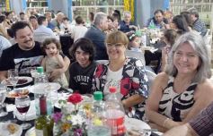 Foto de la galería: Cena show y agasajo: la familia del Pirá Pytá celebró sus 88 años